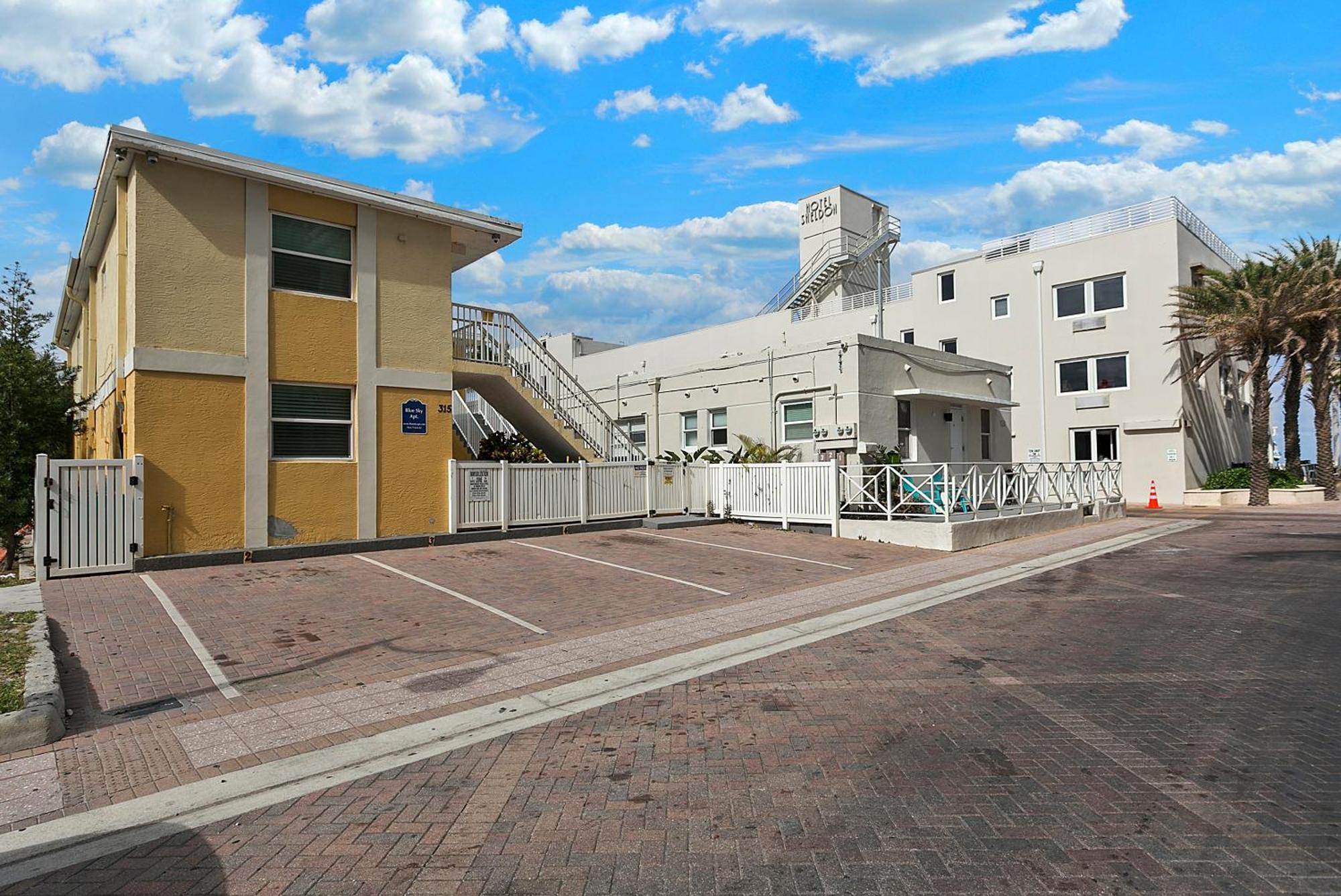 Motel Blue Sky Hollywood Exterior foto